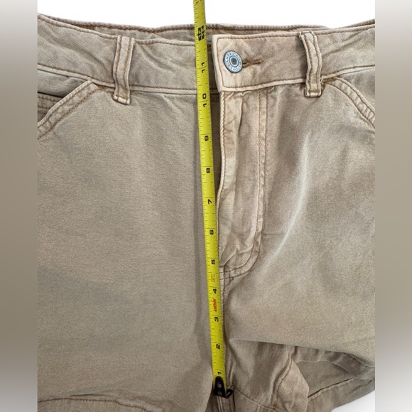 American Eagle Highest Rise 90s Boyfriend Shorts size 8 Khaki Carpenter Shorts - Picture 10 of 11